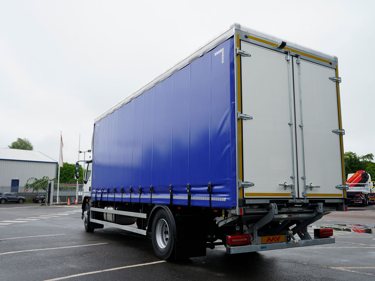 Ready to go DAF XB290, Curtainsider, 290, 18 Tonne, Sleeper Cab, Automatic, 30l - AdBlue , Adaptive Cruise Control, Advanced Emergency Braking System (AEBS), Air Conditioning, Air Kit, , -, - | for sale at MV Commercial, the UKs leading Truck, Trailers and Van supplier. (SN25XRJ 761521)