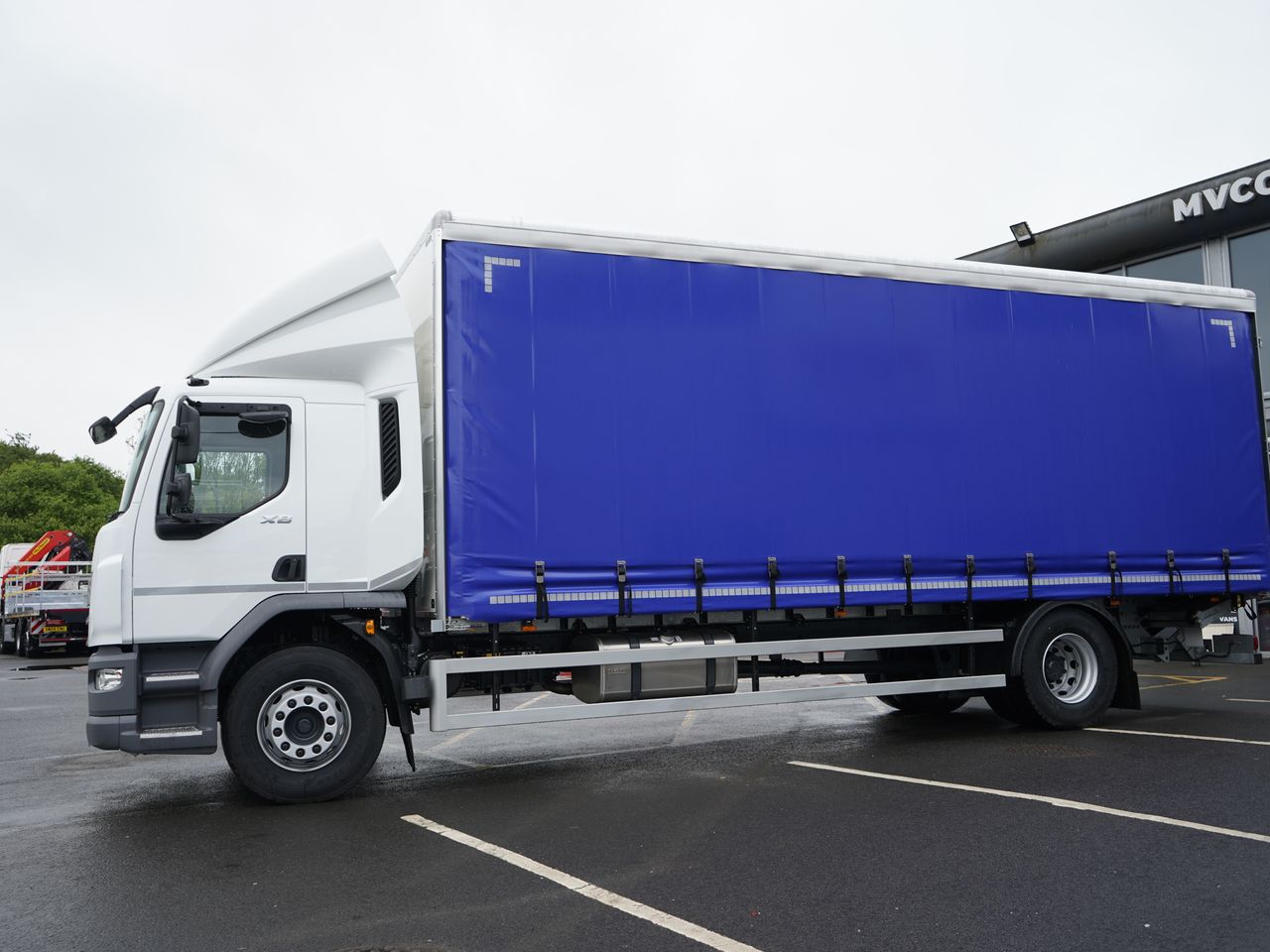 Ready to go DAF XB290, Curtainsider, 290, 18 Tonne, Sleeper Cab, Automatic, 30l - AdBlue , Adaptive Cruise Control, Advanced Emergency Braking System (AEBS), Air Conditioning, Air Kit, , -, - | for sale at MV Commercial, the UKs leading Truck, Trailers and Van supplier. (SN25XRJ 761537)