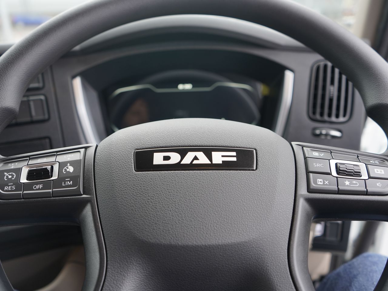 2024 DAF XB290 Curtainsider for sale at MV Commercial