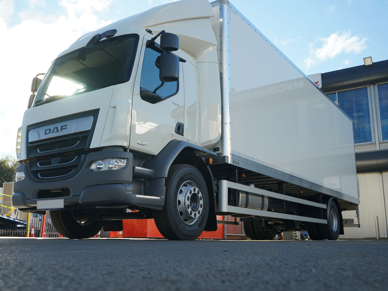 Ready to go DAF LF 290, Box, 290, 18 Tonne, Sleeper Cab, Automatic, Advanced Emergency Braking System (AEBS), Air Conditioning, Air Kit, Conspicuity tape, Cruise Control, , -, - | for sale at MV Commercial, the UKs leading Truck, Trailers and Van supplier. (SL71ODU 76201)