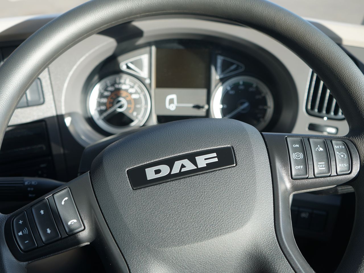 2021 DAF LF 290 Box for sale at MV Commercial