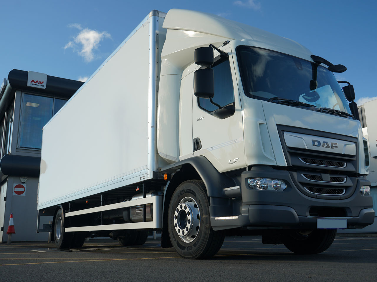 2021 DAF LF 290 Box for sale at MV Commercial