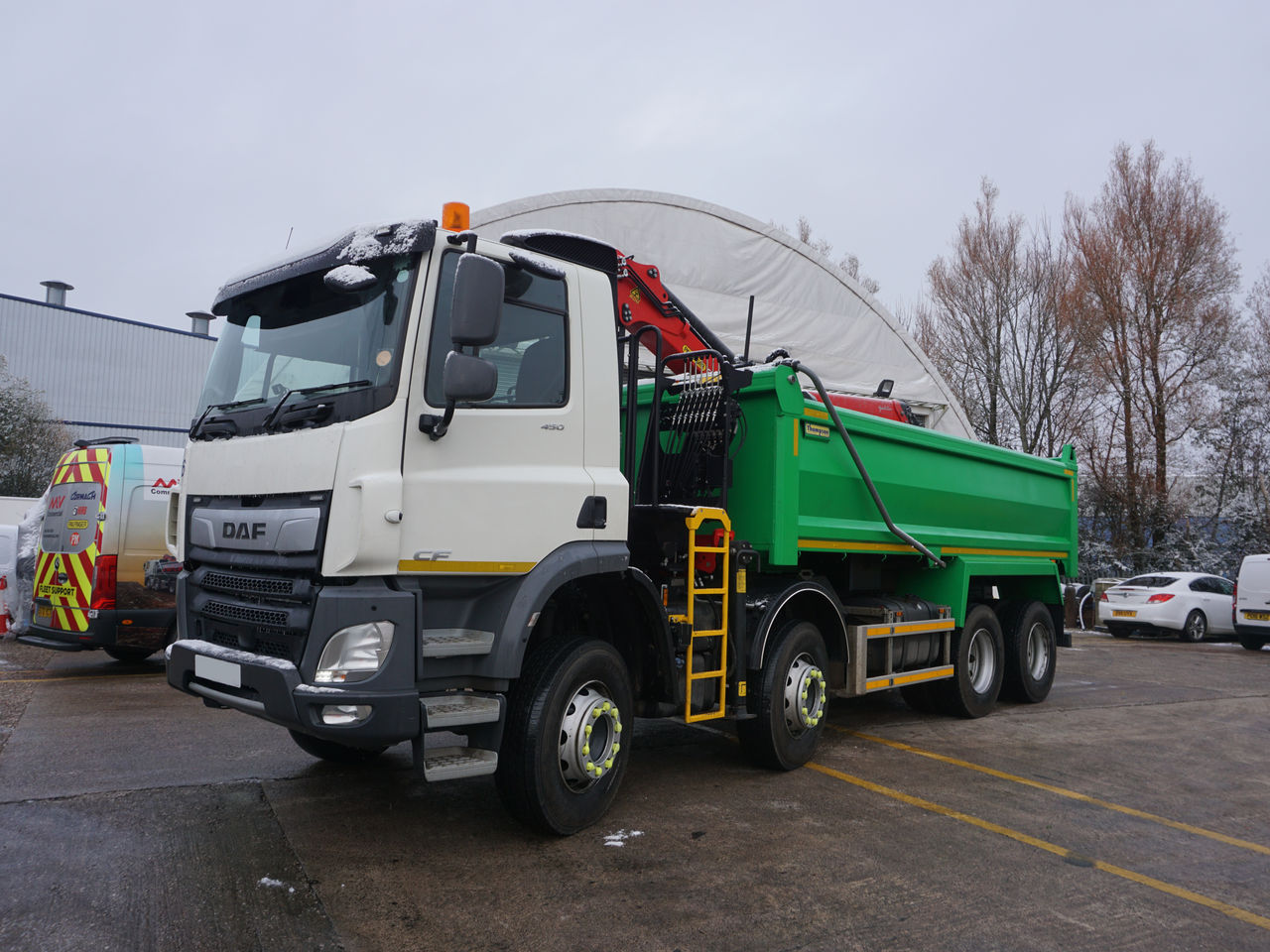 Ready to go DAF CF 450, Tipper Grab, 450, 32 Tonne, Day Cab, Automatic, Automated gearbox, TraXon, 12 speeds, AdBlue Tank - 45 Litre, Air Conditioning, Bumper Mounted Fog Lights, Cab Sunvisor , , Palfinger Epsilon, Epsilon M125L | for sale at MV Commercial, the UKs leading Truck, Trailers and Van supplier. (SM21LJN 76600)