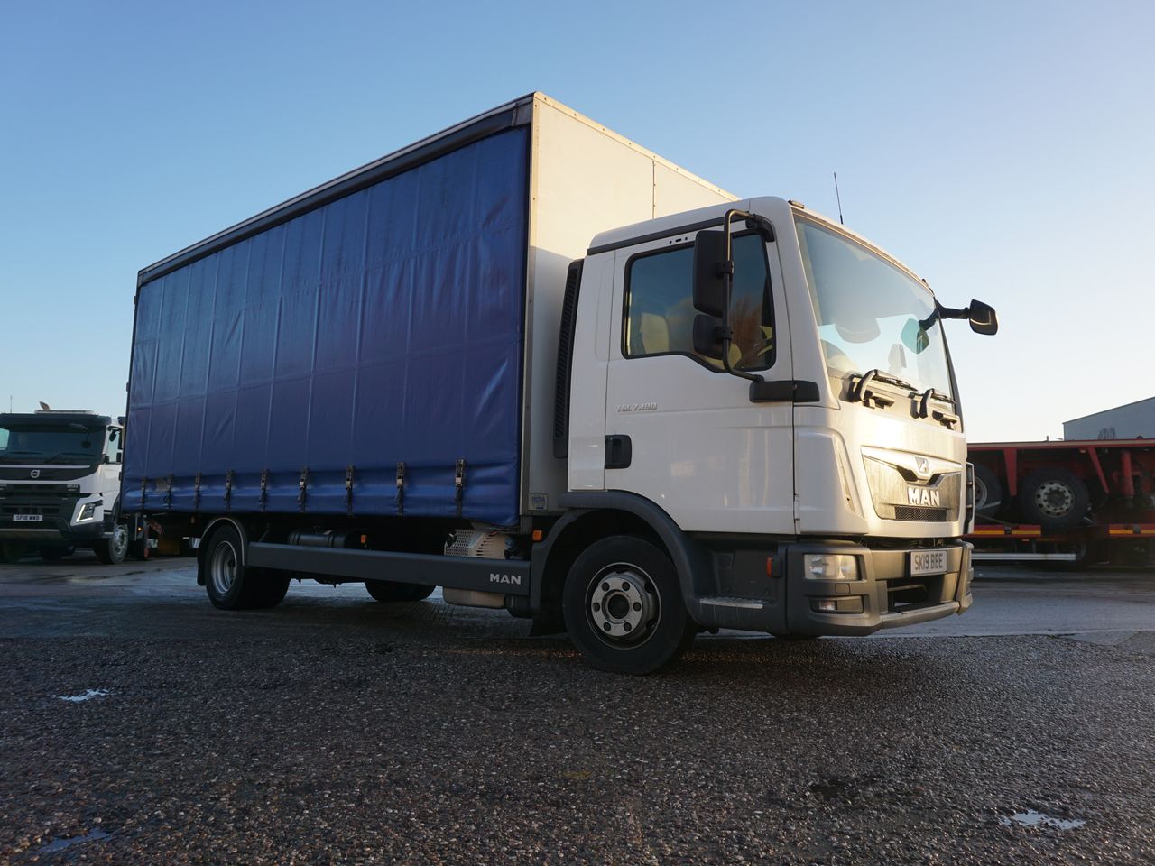 2019 MAN TGL 7.190 Curtainsider for sale at MV Commercial