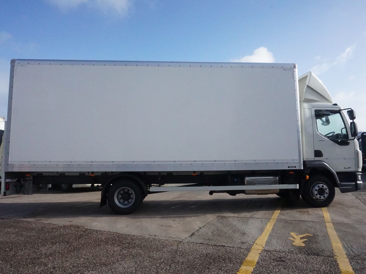 2022 DAF LF 180 Box for sale at MV Commercial