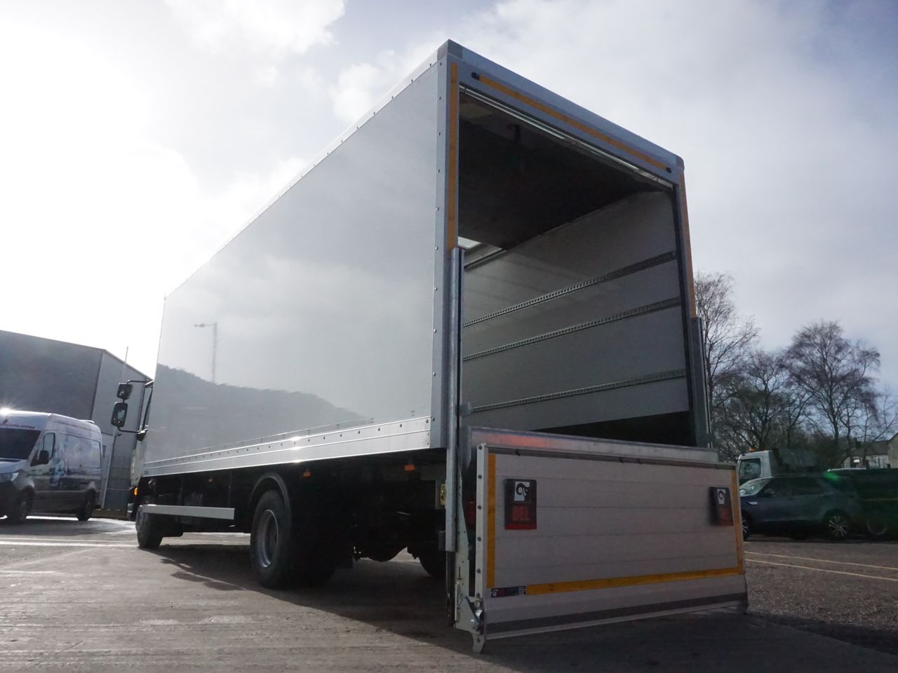 2022 DAF LF 180 Box for sale at MV Commercial