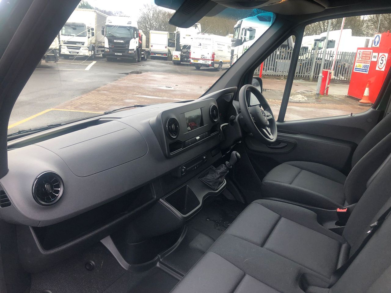 2022 Mercedes-Benz Sprinter 315 L3H2 Progressive  Van for sale at MV Commercial