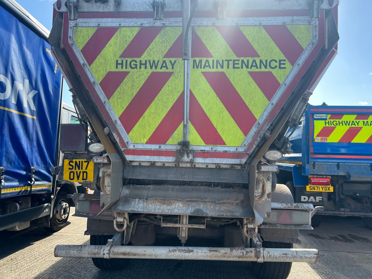 Ready to go Fruehauf Hardox Agri-Roll Tri Axle Conveyor, Trailers, , 39t, , , Work Lights, JOST Landing Legs, Shovel Holder, Shovel, Shurco Sheeting System, , -, - | for sale at MV Commercial, the UKs leading Truck, Trailers and Van supplier. (C531361 81531)