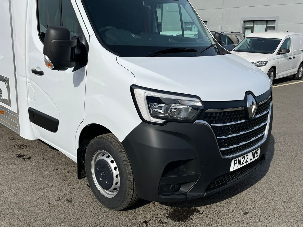 Ready to go Renault Master, Box, , Under 3.5 Tonne, Day Cab, 6-Speed Manual Gearbox, Drivers Seat & Twin Passenger Seats, Radio/USB, Sat Nav, Rear Barn Doors, , -, - | for sale at MV Commercial, the UKs leading Truck, Trailers and Van supplier. (PN22JWE 83097)