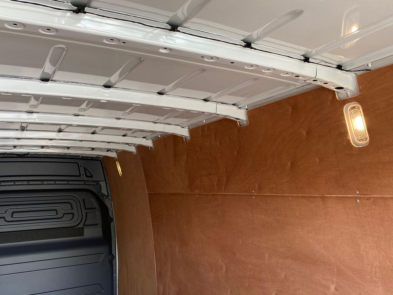 Ready to go Mercedes-Benz SPRINTER 315 L3 H2 , Van, 143, Under 3.5 Tonne, Single Cab, Manual, Ball And Pin Tow Bar, Bluetooth/AUX/USB Dashboard Input, Comfort Package, Multi Function Steering Wheel, Ply Lined , , -, - | for sale at MV Commercial, the UKs leading Truck, Trailers and Van supplier. (SG71RHF 83461)