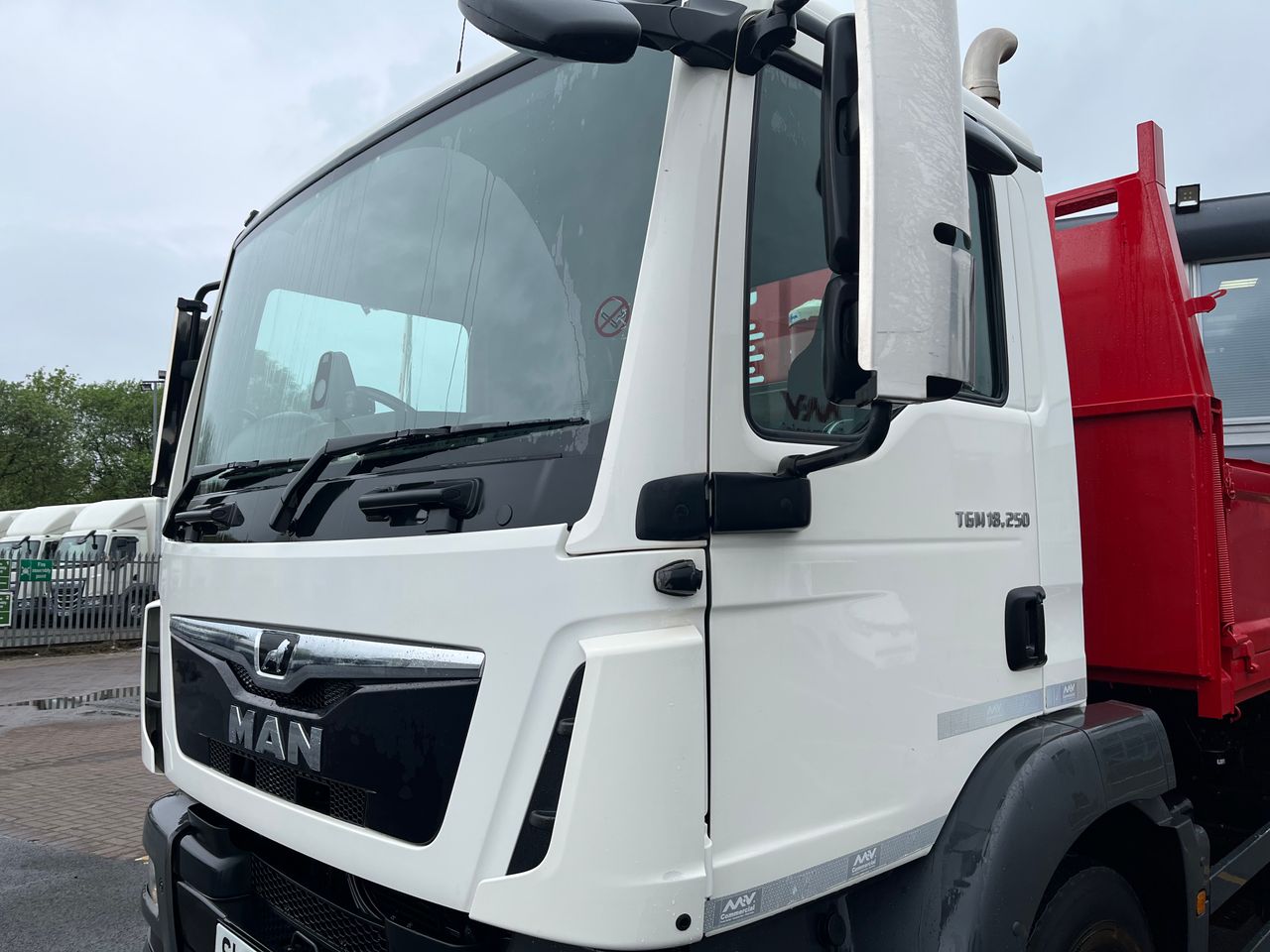Ready to go MAN TGM 18.250, Tipper, 250, 18 Tonne, Day Cab, Manual, Chrome Mirror Covers, Vertical Exhaust, Rear Light Guards, Beacon Bar, Full Height Headboard, , -, - | for sale at MV Commercial, the UKs leading Truck, Trailers and Van supplier. (SL68ZXF 83582)
