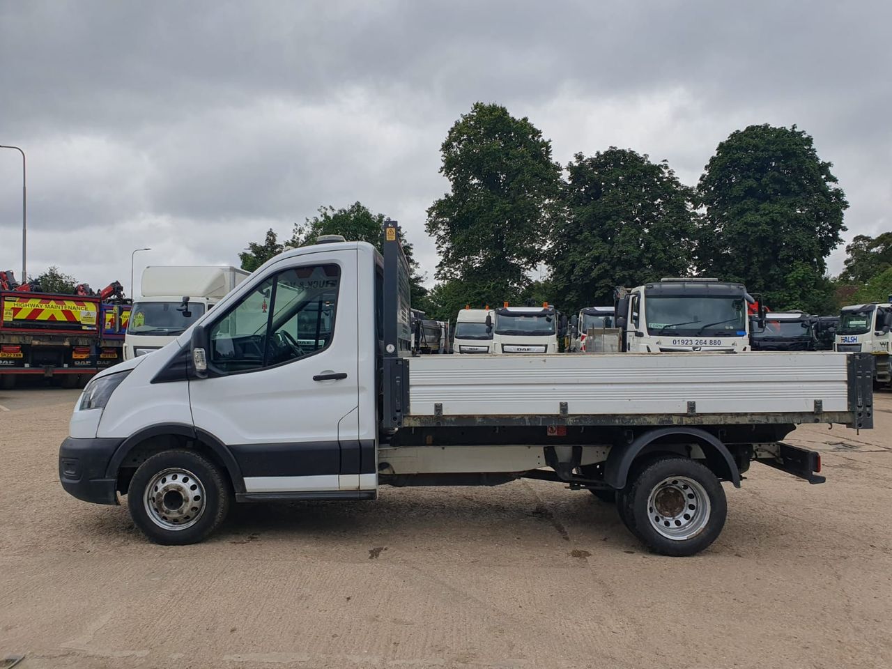 Ready to go Ford TRANSIT 350 L2 DIESEL RWD (2019) 2.0 EcoBlue 130ps , Tipper, 130, Under 3.5 Tonne, Single Cab, Manual, Electric Windows, Touchscreen Display, Beacon Bar, Full Height Headboard, Triple dropside , , -, - | for sale at MV Commercial, the UKs leading Truck, Trailers and Van supplier. (HW20OLO 845626)