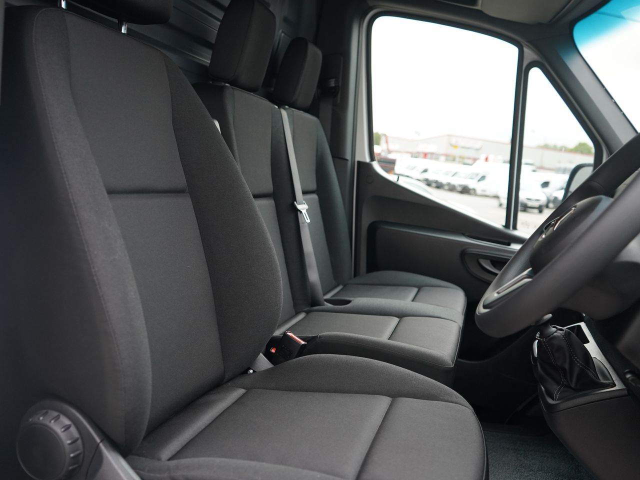 2022 Mercedes-Benz Sprinter 315 L2H2 Progressive  Van for sale at MV Commercial