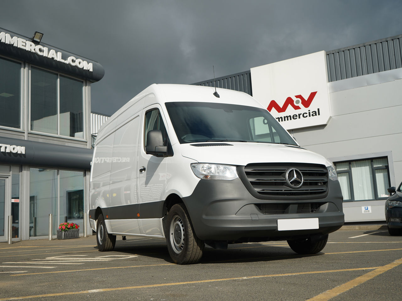2022 Mercedes-Benz Sprinter 315 L2H2 Progressive  Van for sale at MV Commercial