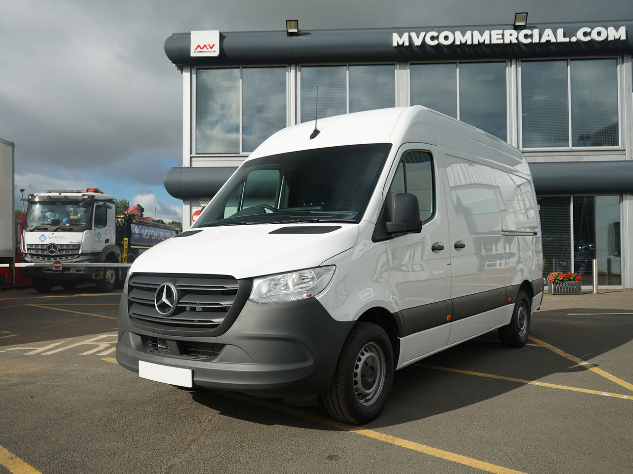 2022 Mercedes-Benz Sprinter 315 L2H2 Progressive  Van for sale at MV Commercial