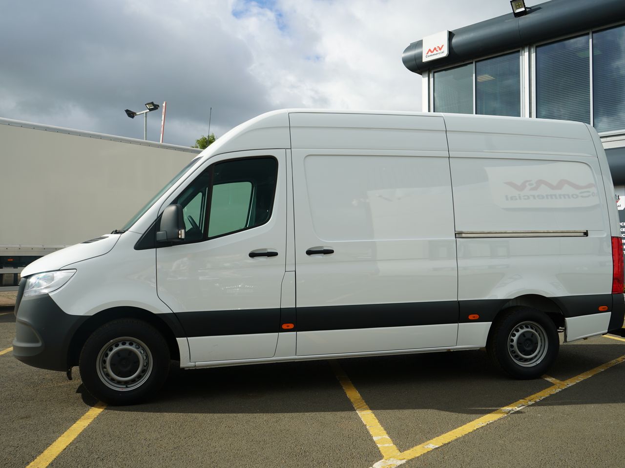 2022 Mercedes-Benz Sprinter 315 L2H2 Progressive  Van for sale at MV Commercial