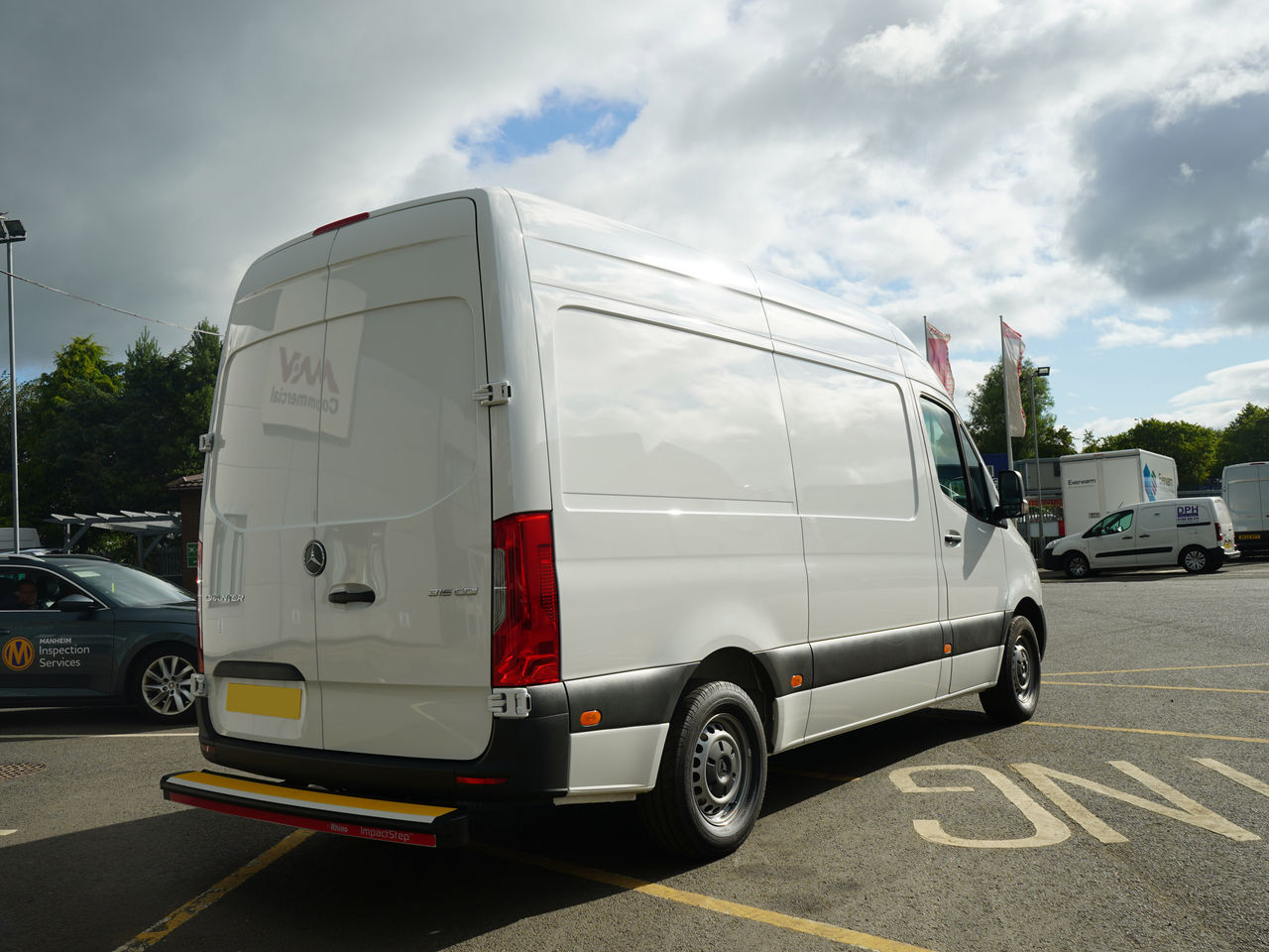 2022 Mercedes-Benz Sprinter 315 L2H2 Progressive  Van for sale at MV Commercial