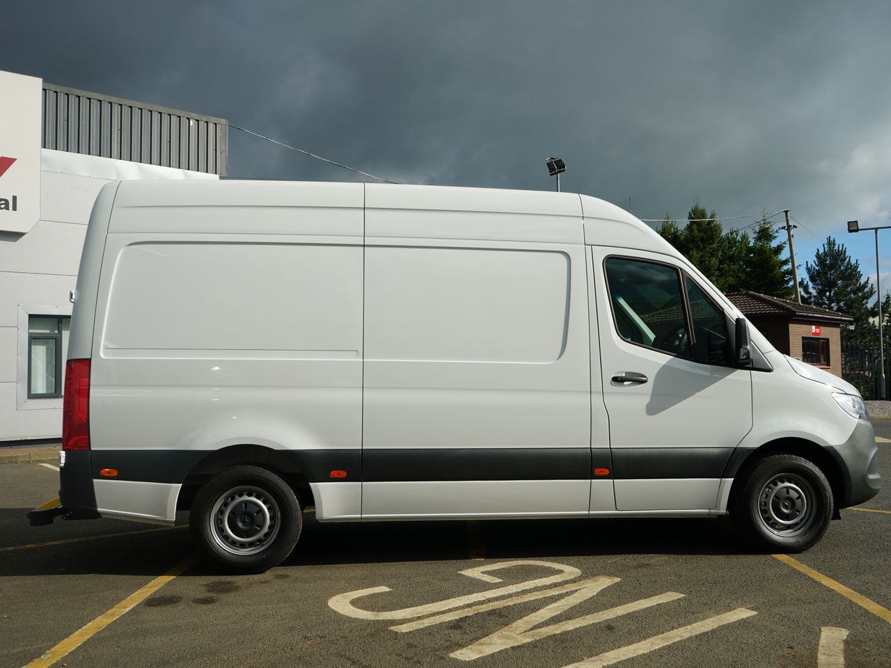 2022 Mercedes-Benz Sprinter 315 L2H2 Progressive  Van for sale at MV Commercial