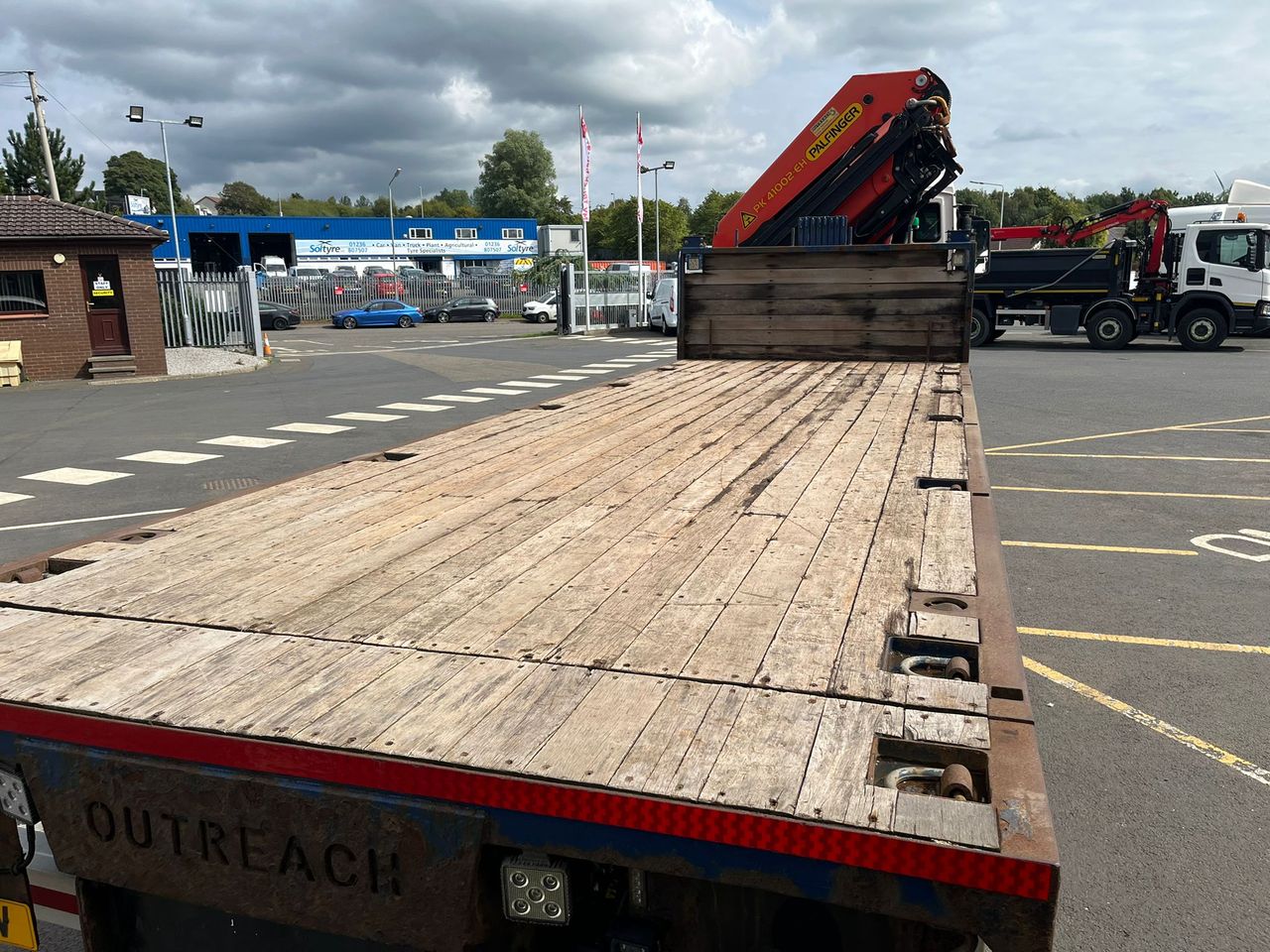 Ready to go MAN TGS 32.400, Cabin Spec, 400, 32 Tonne, Day Cab, 16-Speed Manual Gearbox, 6ft Hydraulic Pull Out , Beacons, Fall Arrest System, FORS - Gold Kit fitted, Front Strobes, , Palfinger, - | for sale at MV Commercial, the UKs leading Truck, Trailers and Van supplier. (SJ15DBV 89211)