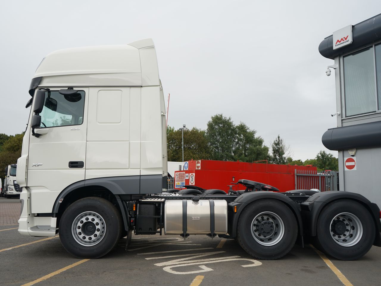 2022 DAF XF 530 Tractor Unit for sale at MV Commercial