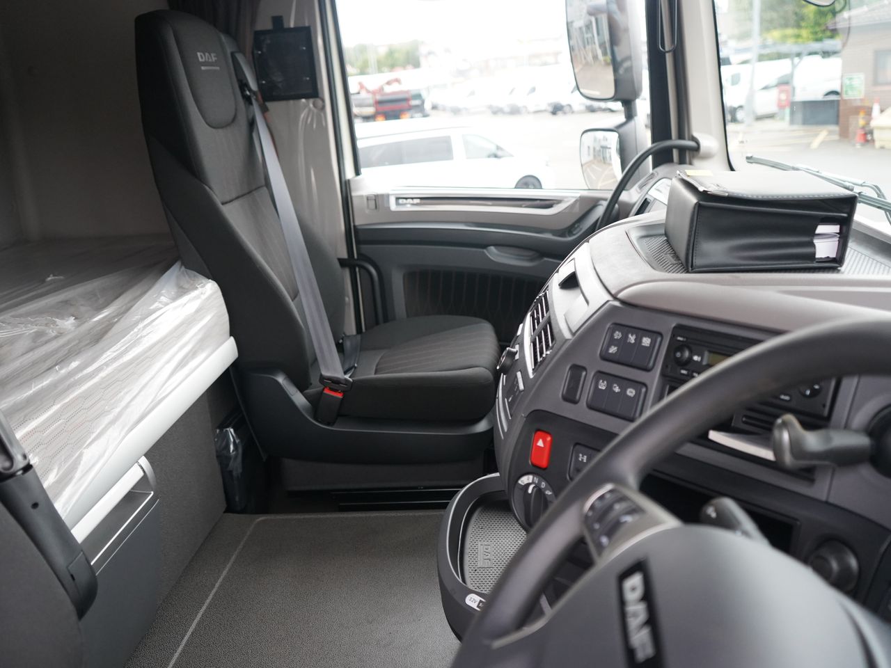 2022 DAF XF 530 Tractor Unit for sale at MV Commercial