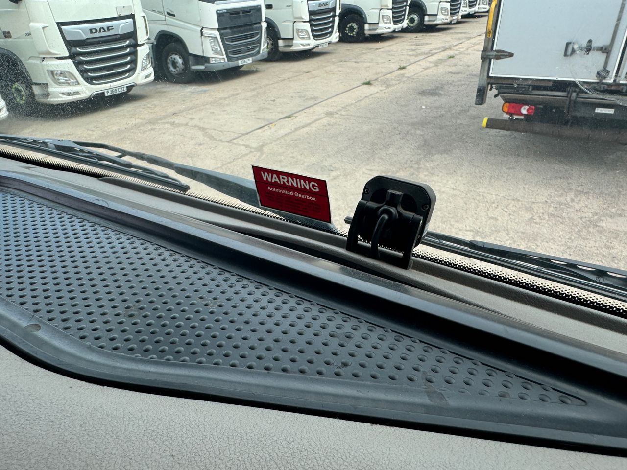 Ready to go DAF LF 290, Dropside, , 18 Tonne, Day Cab, Automatic, Hardwood Flooring, FORS - Gold Kit fitted, Strobe Lights, Storage Cage, Toolbox, , Palfinger, PK19.001 SLD B | for sale at MV Commercial, the UKs leading Truck, Trailers and Van supplier. (SN20XUT 898940)