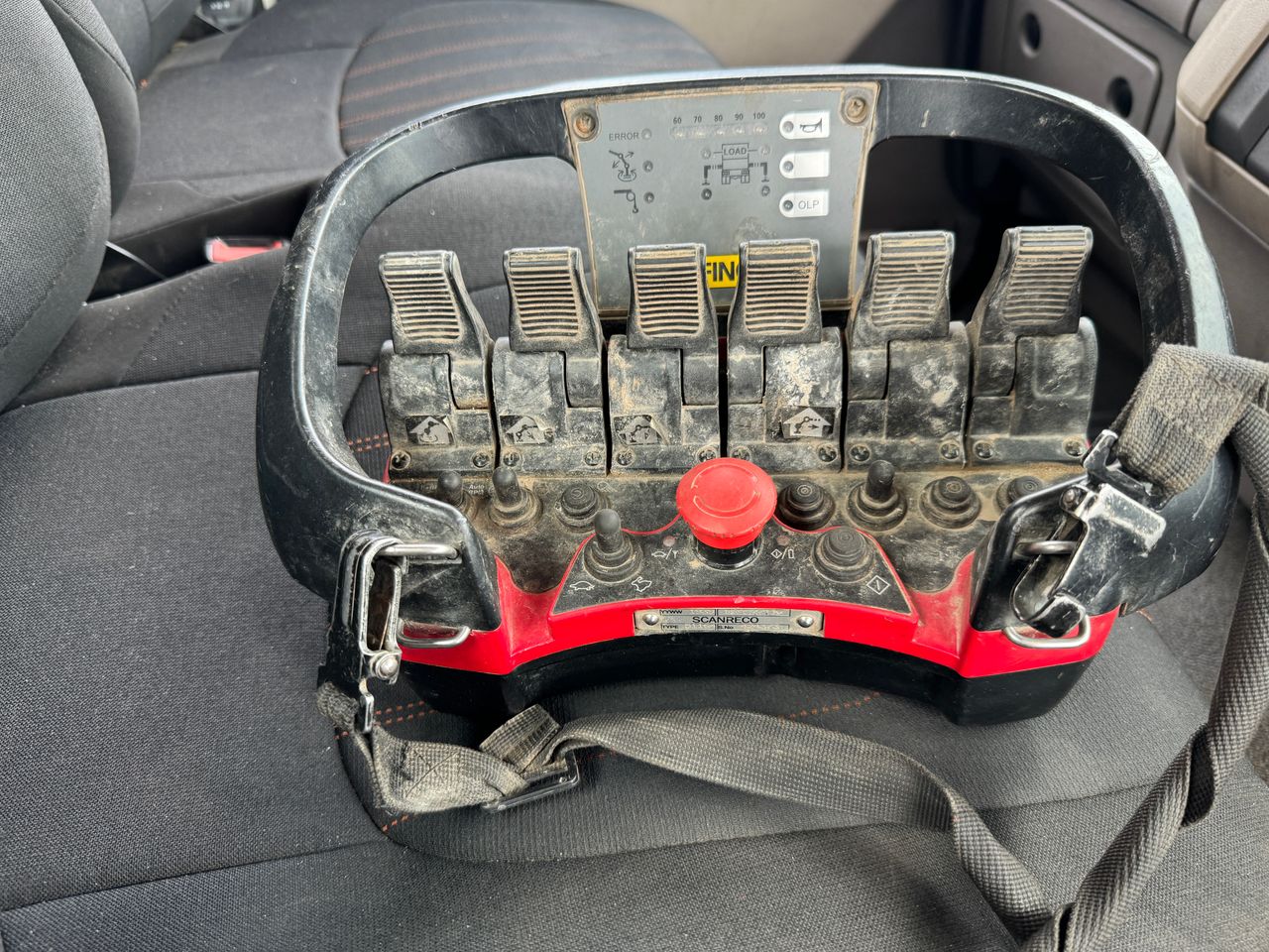 Ready to go DAF LF 290, Dropside, , 18 Tonne, Day Cab, Automatic, Hardwood Flooring, FORS - Gold Kit fitted, Strobe Lights, Storage Cage, Toolbox, , Palfinger, PK19.001 SLD B | for sale at MV Commercial, the UKs leading Truck, Trailers and Van supplier. (SN20XUT 898945)