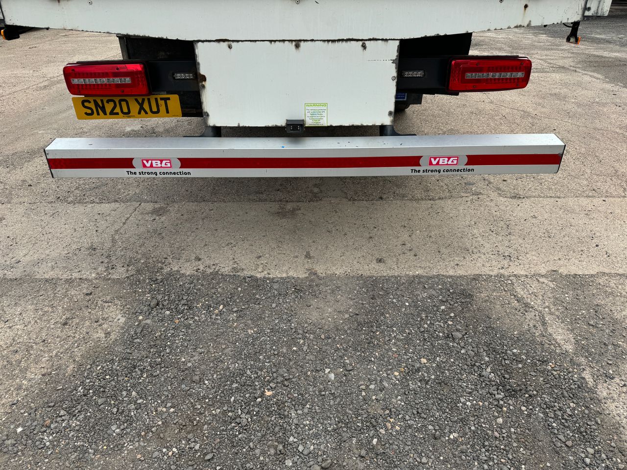 Ready to go DAF LF 290, Dropside, , 18 Tonne, Day Cab, Automatic, Hardwood Flooring, FORS - Gold Kit fitted, Strobe Lights, Storage Cage, Toolbox, , Palfinger, PK19.001 SLD B | for sale at MV Commercial, the UKs leading Truck, Trailers and Van supplier. (SN20XUT 898962)