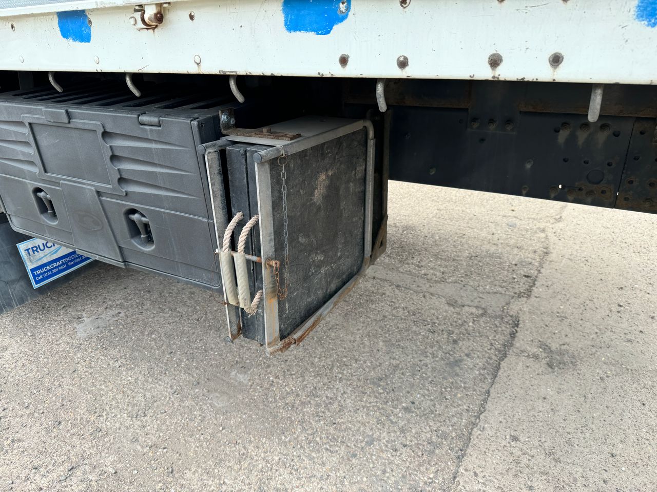Ready to go DAF LF 290, Dropside, , 18 Tonne, Day Cab, Automatic, Hardwood Flooring, FORS - Gold Kit fitted, Strobe Lights, Storage Cage, Toolbox, , Palfinger, PK19.001 SLD B | for sale at MV Commercial, the UKs leading Truck, Trailers and Van supplier. (SN20XUT 898966)