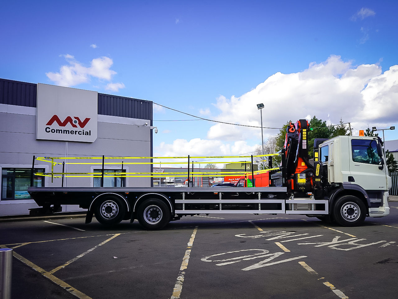 2024 DAF CF 320 Flatbed for sale at MV Commercial