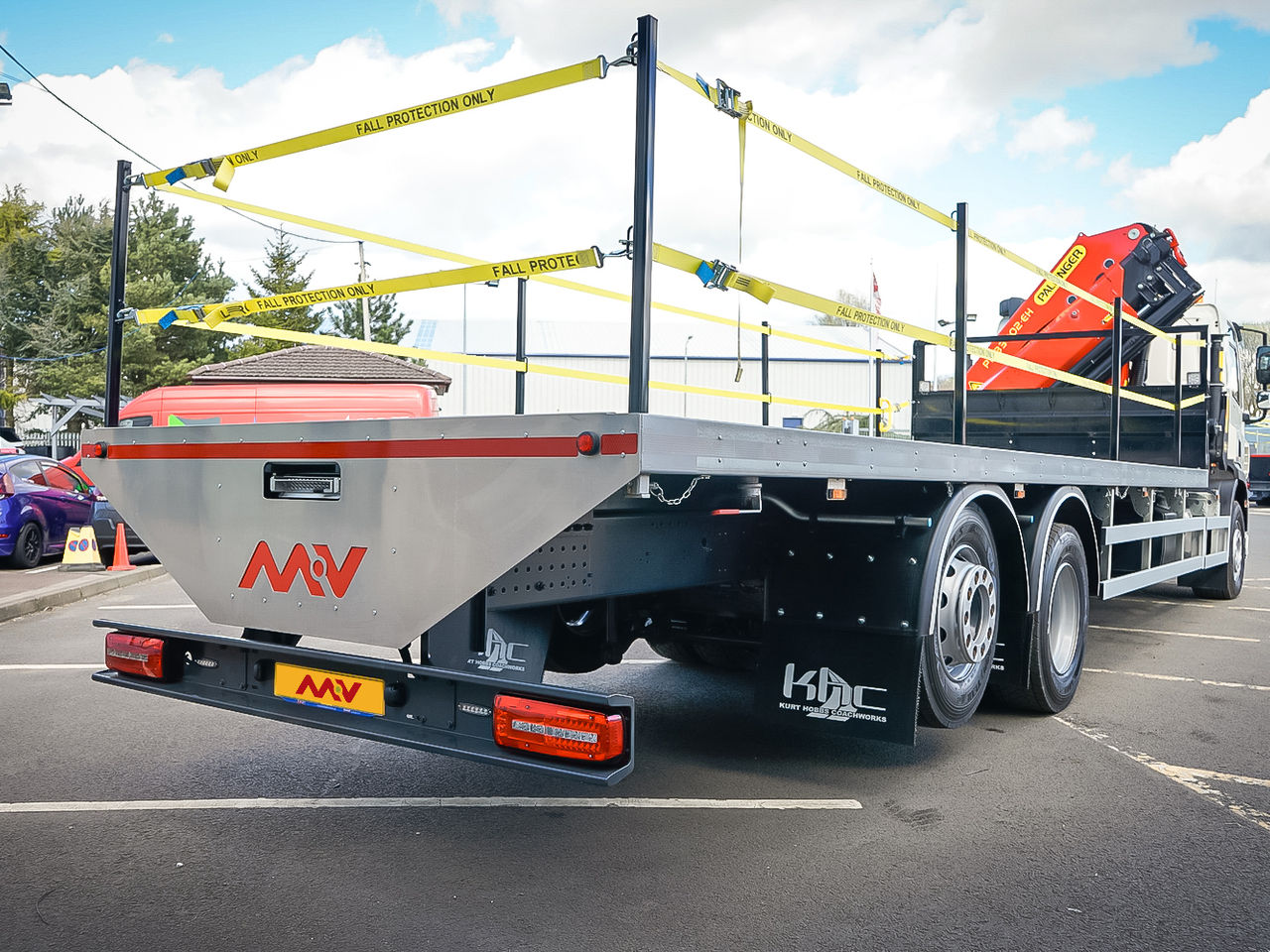2024 DAF CF 320 Flatbed for sale at MV Commercial