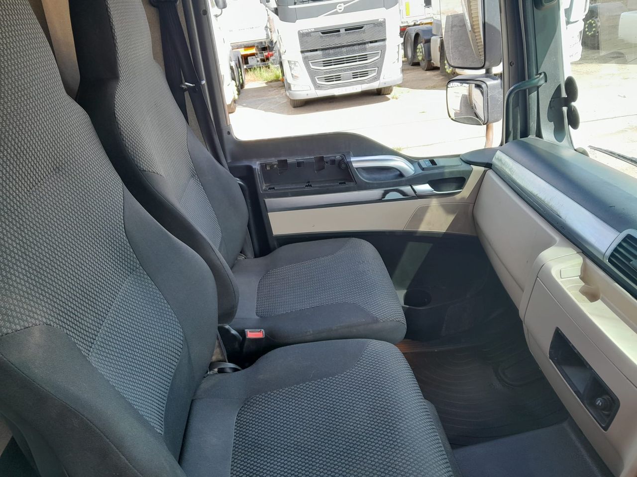 Ready to go MAN TGL 10.180, Dropside, 180, 7.5 Tonne, Day Cab, Automatic, Cab Sunvisor , 3 Seats in Cab, Full Aluminium Dropsides, , -, - | for sale at MV Commercial, the UKs leading Truck, Trailers and Van supplier. (SN18OXR 904184)