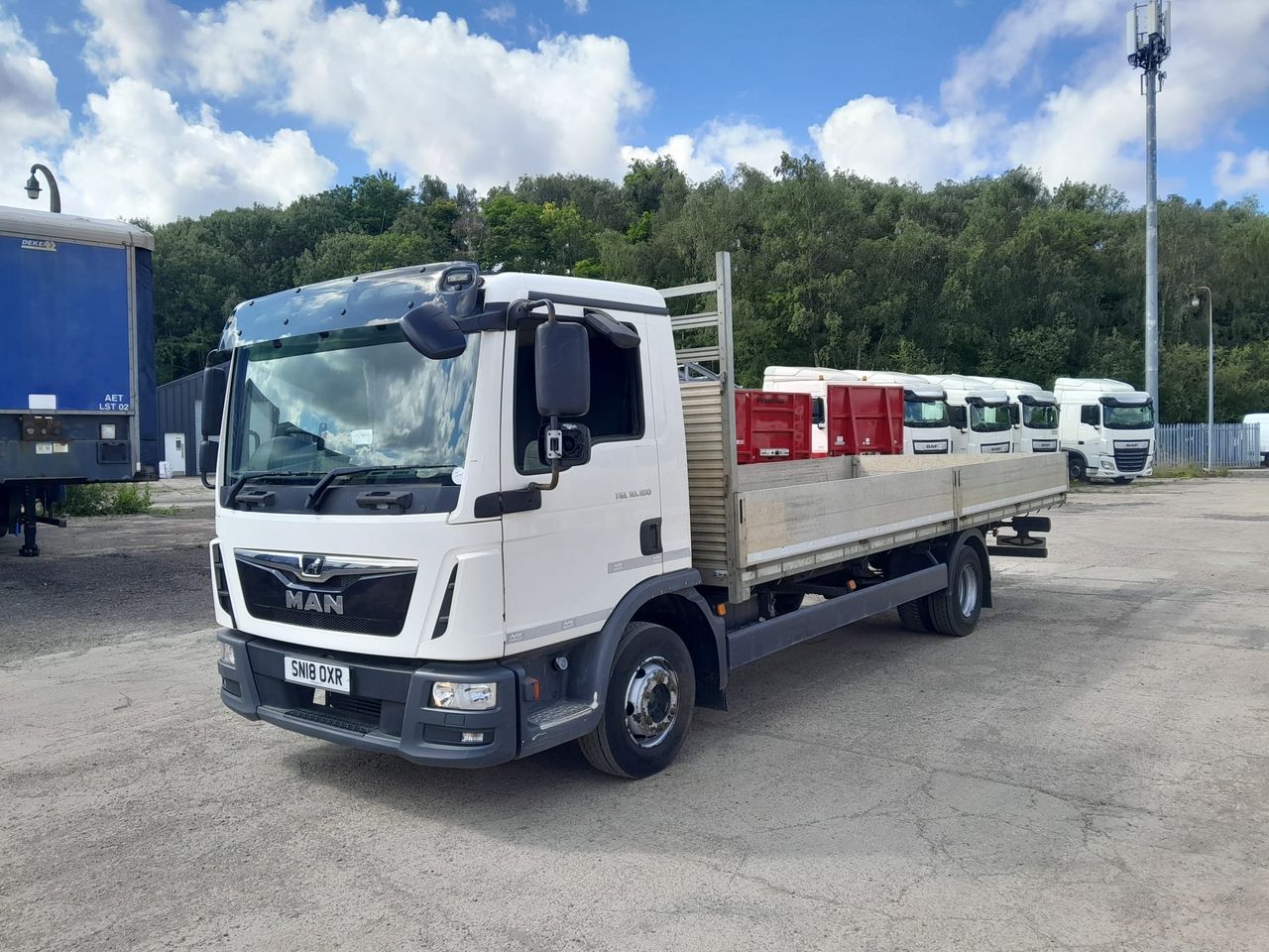 Ready to go MAN TGL 10.180, Dropside, 180, 7.5 Tonne, Day Cab, Automatic, Cab Sunvisor , 3 Seats in Cab, Full Aluminium Dropsides, , -, - | for sale at MV Commercial, the UKs leading Truck, Trailers and Van supplier. (SN18OXR 904191)