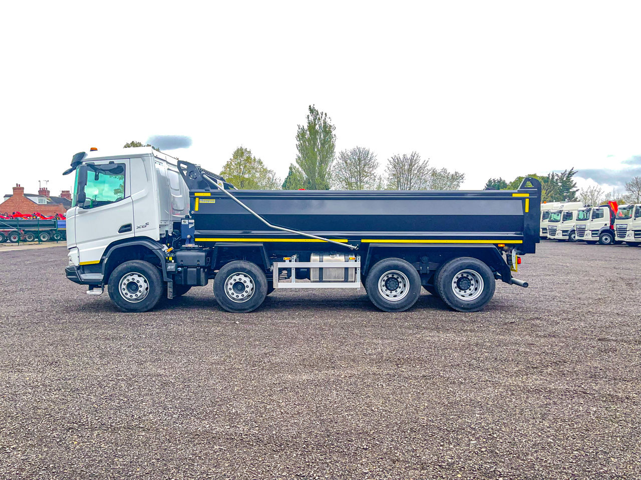 2025 DAF FAN XD450 Tipper for sale at MV Commercial