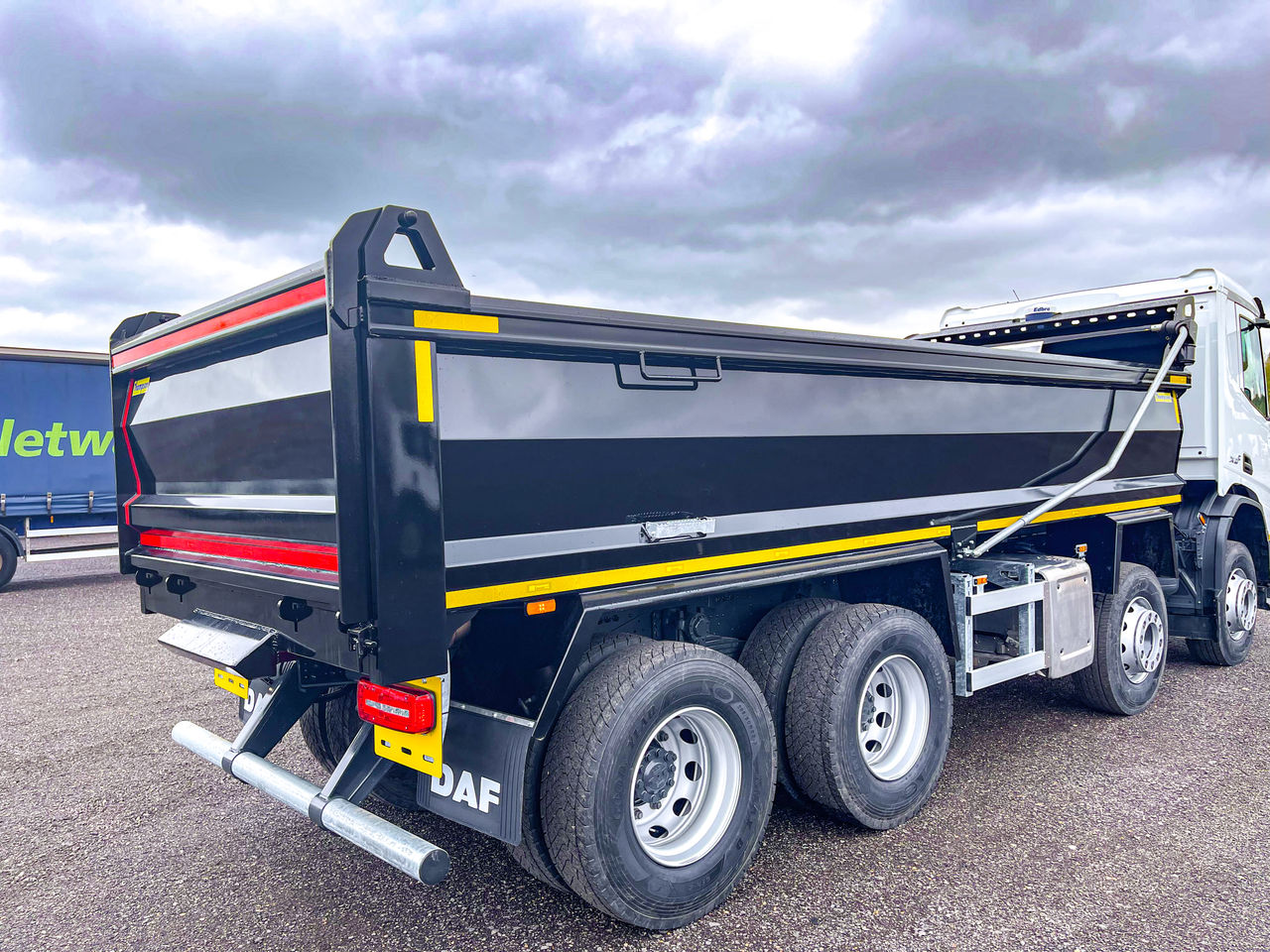 2025 DAF FAN XD450 Tipper for sale at MV Commercial