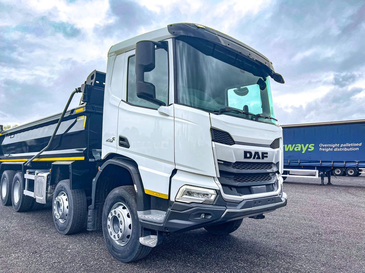 2025 DAF FAN XD450 Tipper for sale at MV Commercial