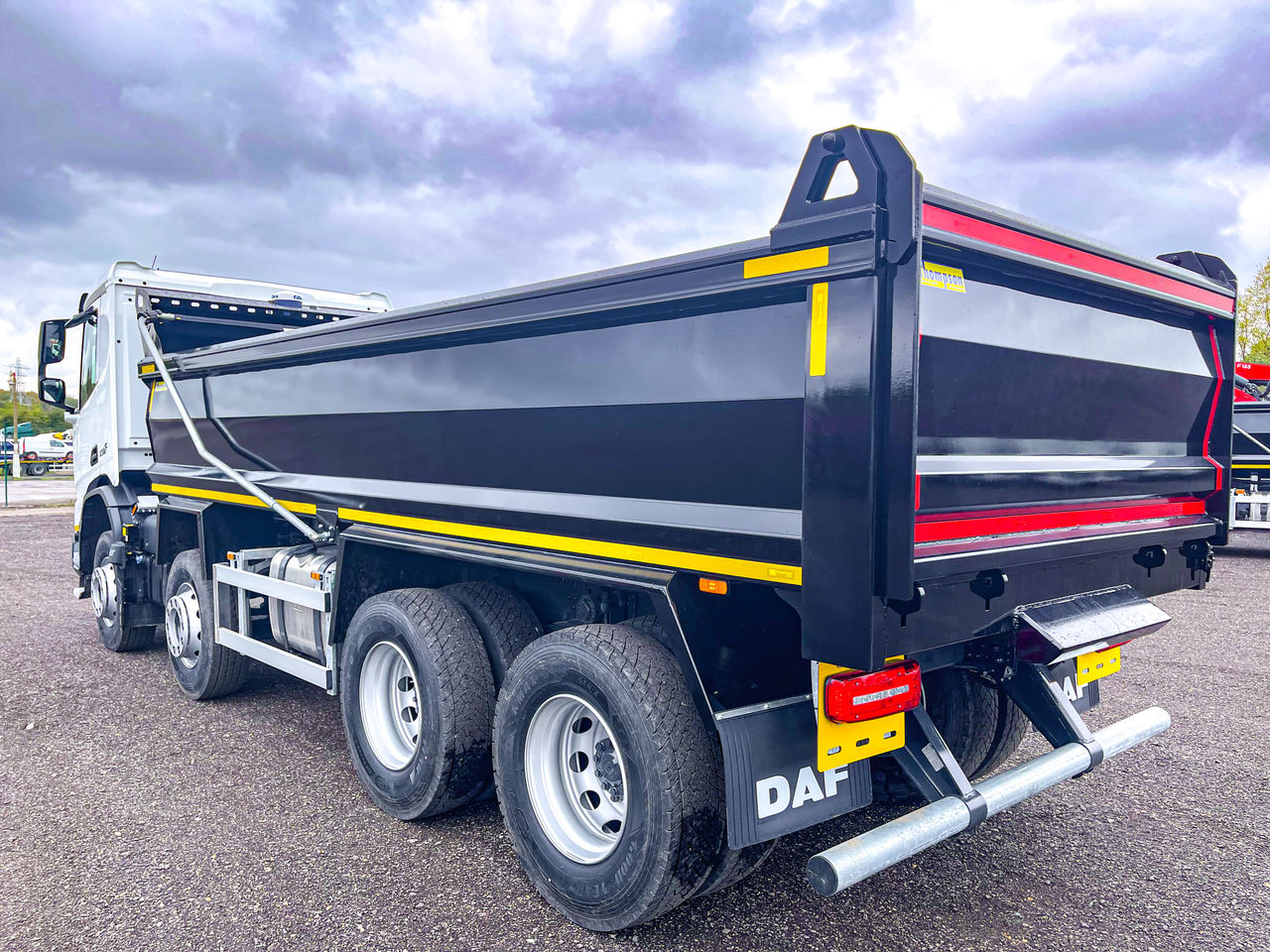2025 DAF FAN XD450 Tipper for sale at MV Commercial