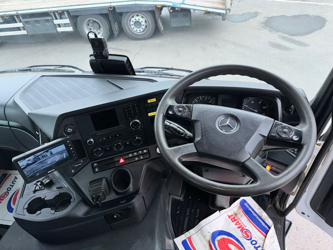 2016 Mercedes-Benz Arocs 3240 Tipper Grab for sale at MV Commercial