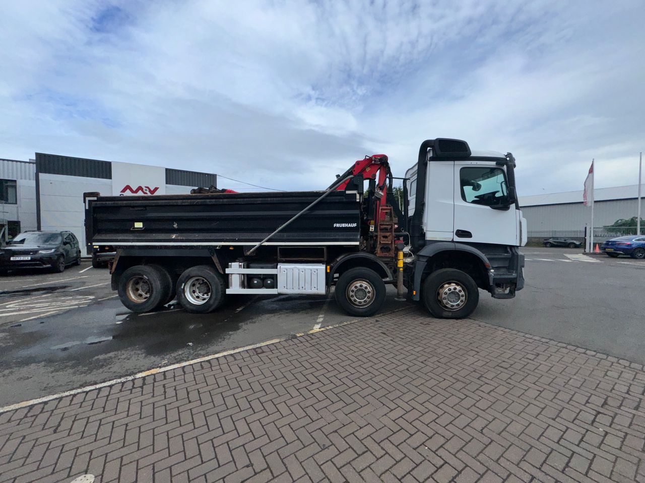 2016 Mercedes-Benz Arocs 3240 Tipper Grab for sale at MV Commercial