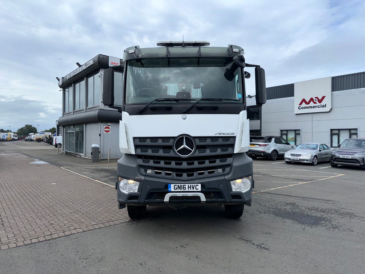 2016 Mercedes-Benz Arocs 3240 Tipper Grab for sale at MV Commercial