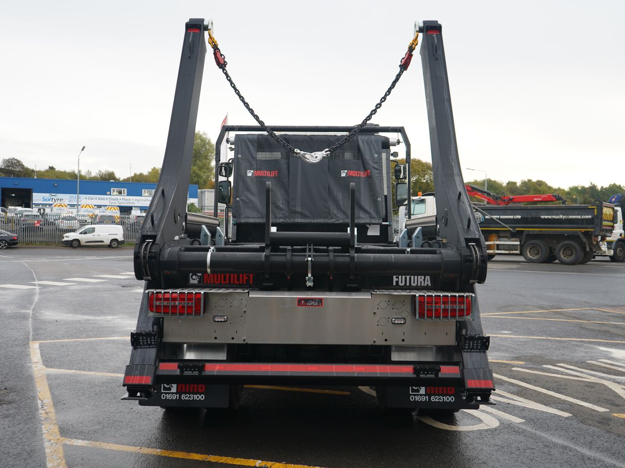 Ready to go DAF LF 290, Skip Loader, 290, 18 Tonne, Day Cab, Automatic, Rear Window in Cab, Multilift Futura Skiploader  , Remote Control for Arm and Tipping, Easy Sheet System, Beacons, , HIAB, - | for sale at MV Commercial, the UKs leading Truck, Trailers and Van supplier. (SN24YCW 91251)