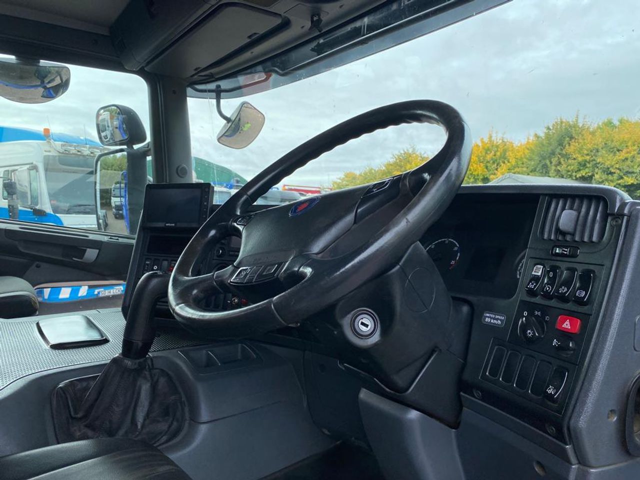 Ready to go Scania P410, Tipper, 410, 32 Tonne, Day Cab, Manual, Cab Sunvisor With LED Lights, Autolube, Automatic Tailgate, Multi Function Steering Wheel, Reversing Camera, , -, - | for sale at MV Commercial, the UKs leading Truck, Trailers and Van supplier. (EU17UZJ 91300)