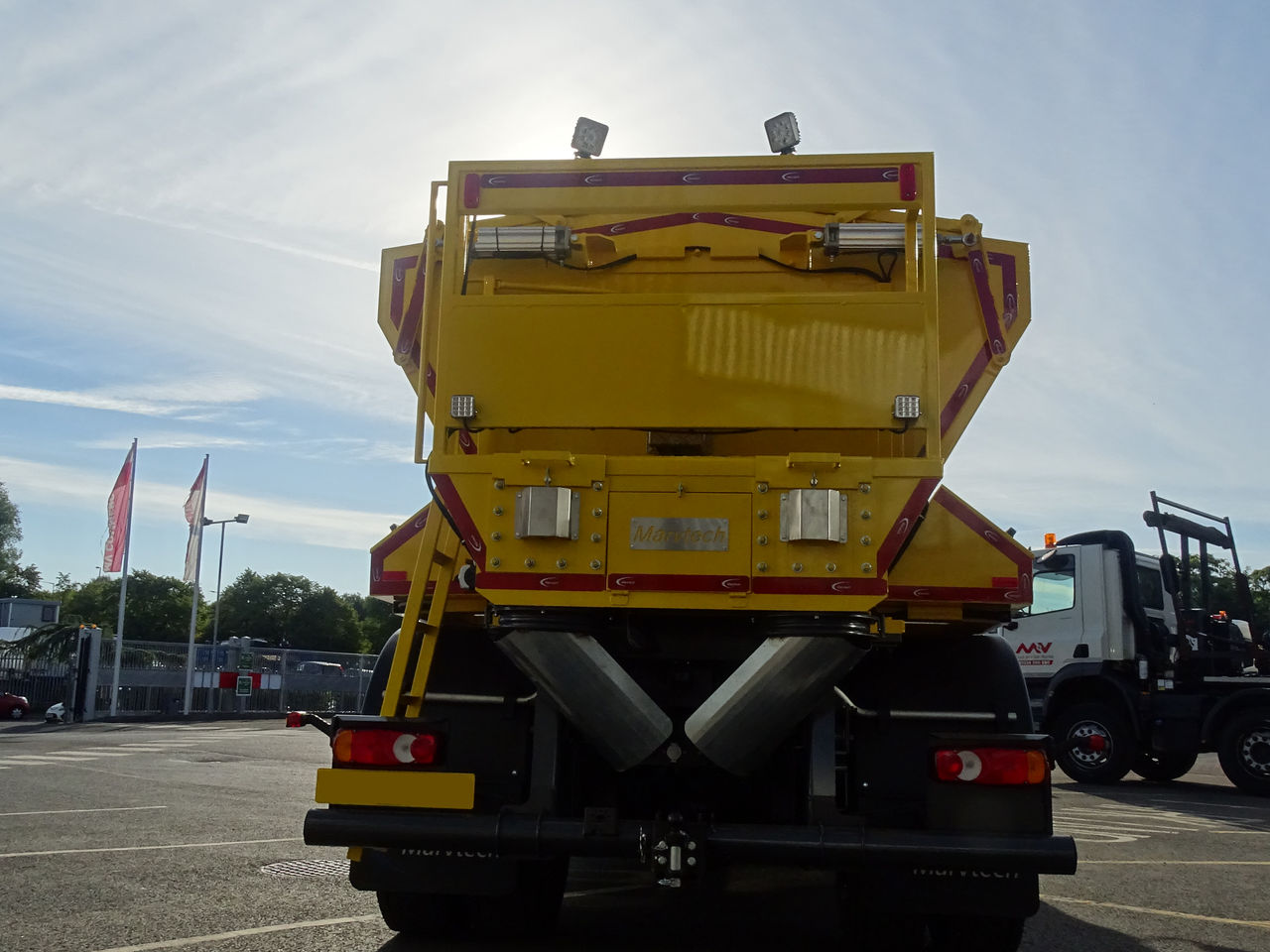 2023 DAF LF 290 Hot Box for sale at MV Commercial