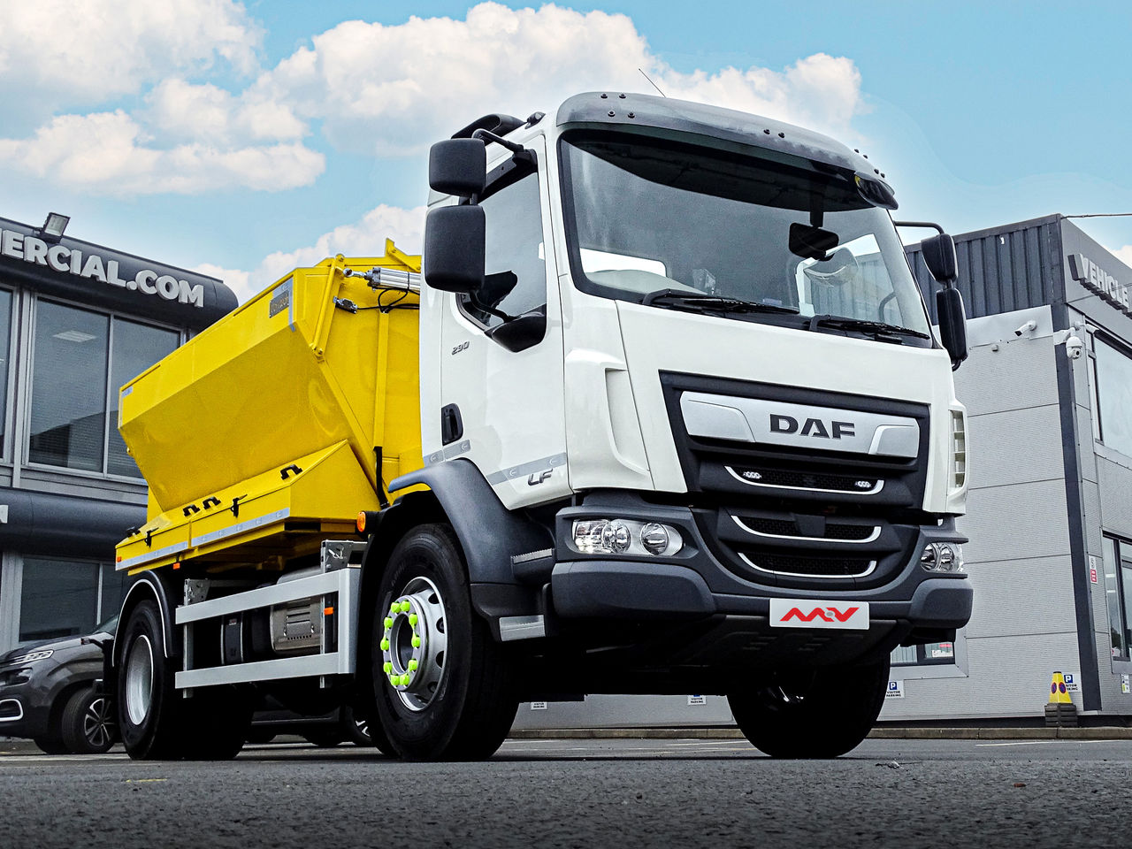 2023 DAF LF 290 Hot Box for sale at MV Commercial