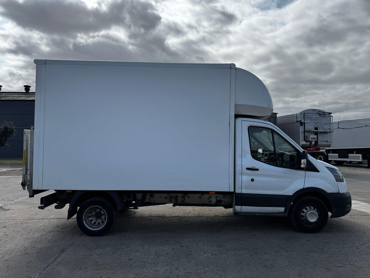 Ready to go Ford Transit 350 L3H3 130ps RWD, Box, , 3.5t, Day Cab, Manual, Column Tail Lift , , -, - | for sale at MV Commercial, the UKs leading Truck, Trailers and Van supplier. (HV73WKT 917553)