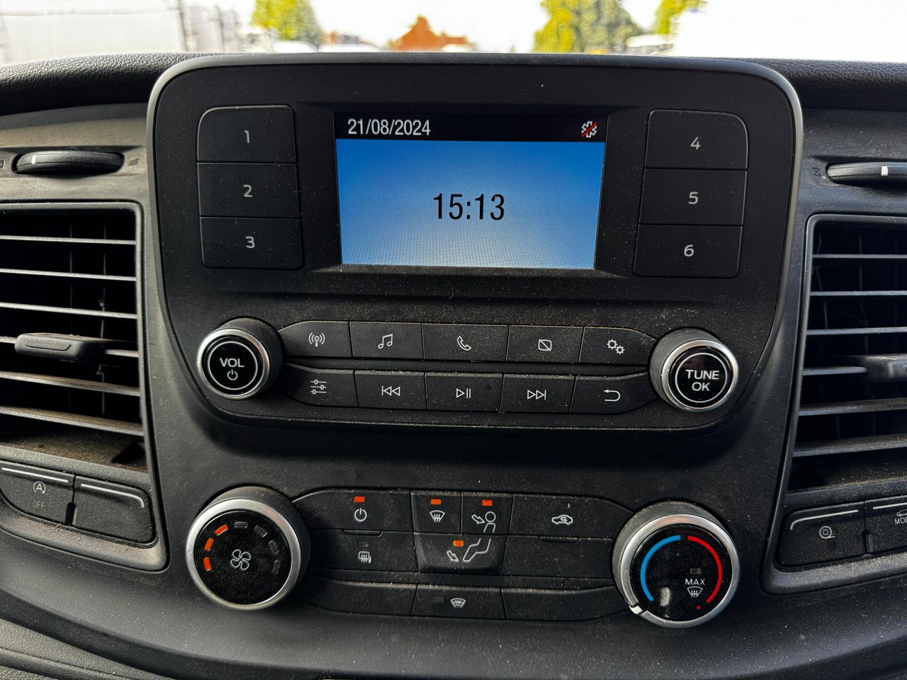 Ready to go Ford Transit 350 L3H3 130ps RWD, Box, , 3.5t, Day Cab, Manual, Column Tail Lift , , -, - | for sale at MV Commercial, the UKs leading Truck, Trailers and Van supplier. (HV73WKT 917565)