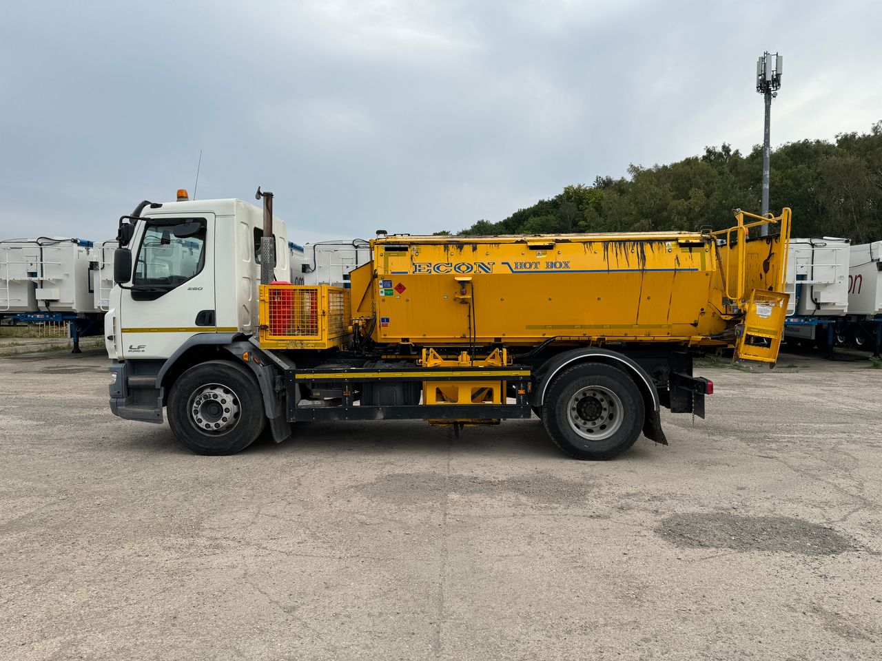 Ready to go DAF LF 260, Hot Box, -, 18 Tonne, Day Cab, Manual, , Econ, Auger Hot Box | for sale at MV Commercial, the UKs leading Truck, Trailers and Van supplier. (PO18RVR 920407)