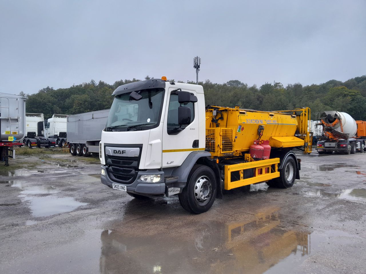 2020 DAF LF 290 Hot Box for sale at MV Commercial