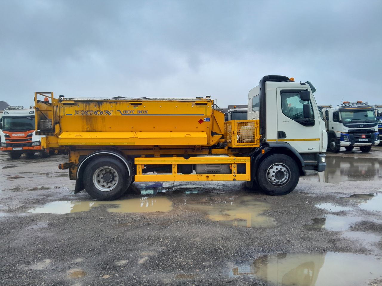 2020 DAF LF 290 Hot Box for sale at MV Commercial