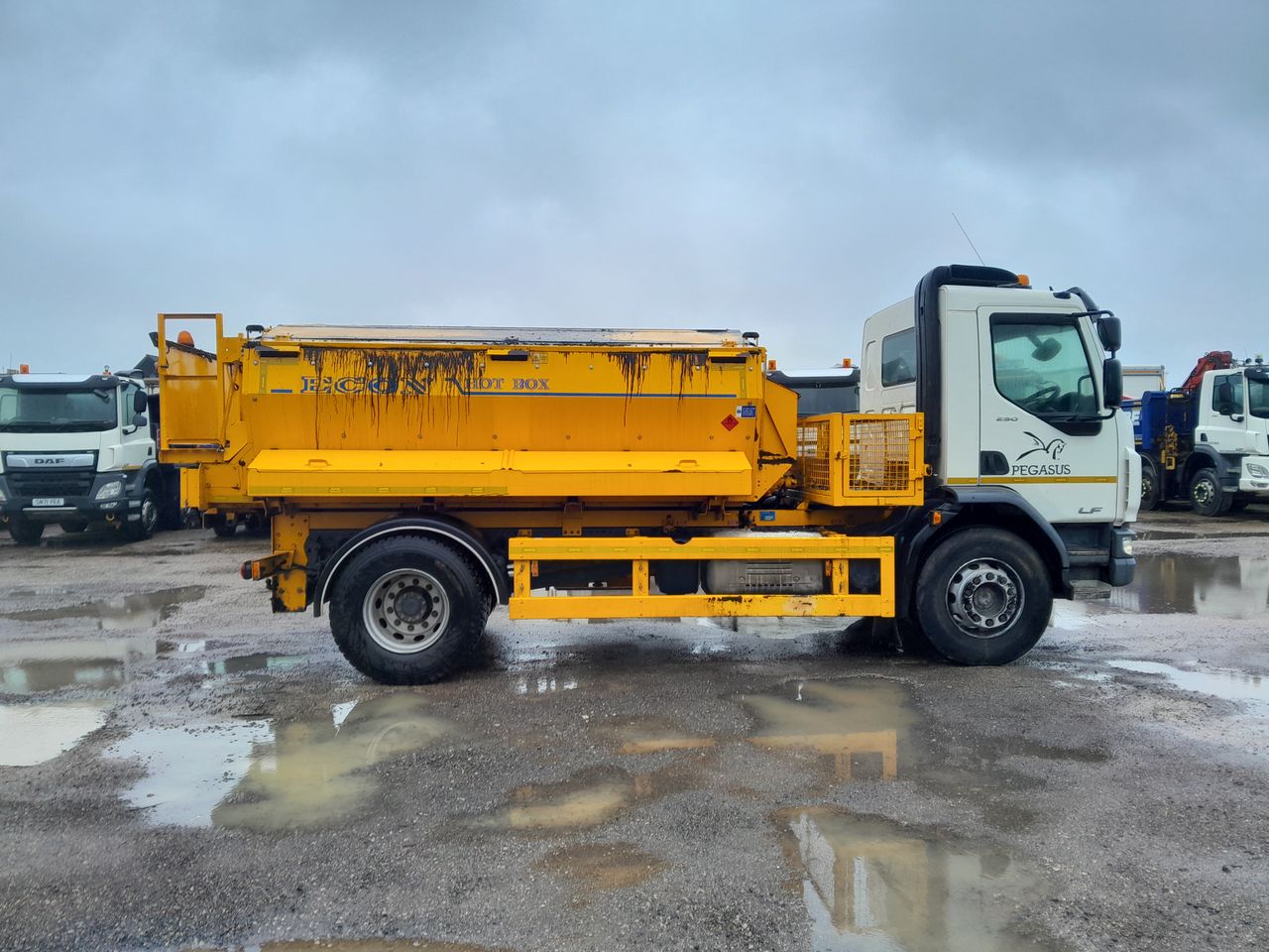 2020 DAF LF 290 Hot Box for sale at MV Commercial